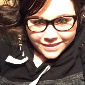 Meet your Posher, Kristen